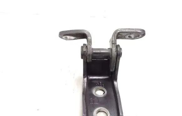 Honda Civic IX Rear door lower hinge