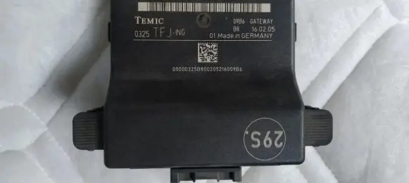 Volkswagen Touran I Gateway control module 1K0907530E