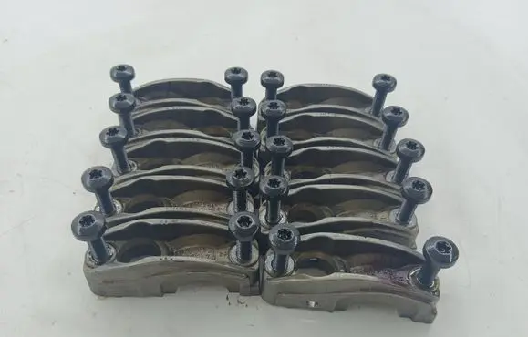 Mercedes-Benz CLK A208 C208 Camshaft holder R111051 0403TI79 080317