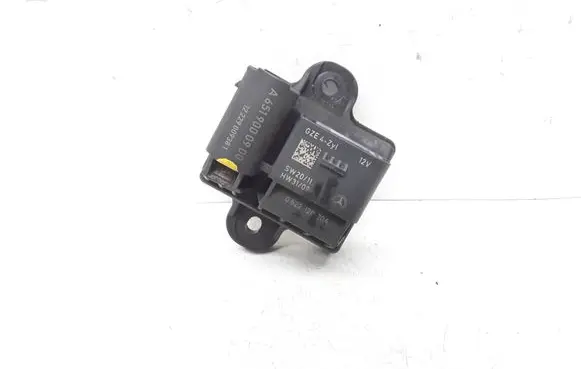 Mercedes-Benz C W204 Glow plug pre-heat relay A6519000900