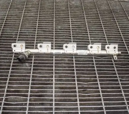 Ford Mustang VI Fuel main line pipe EJ7E9F797DB CJ5E9D280BF