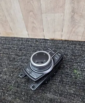 BMW 3 F30 F35 F31 Head unit multimedia control 6992827 65826992827 19226310