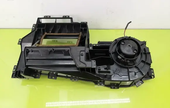 Chevrolet HHR Heater fan/blower 3825774624