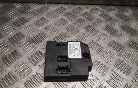 Mercedes-Benz CLS C219 Central body control module 2115458532 A2115458532