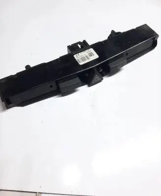 Opel Zafira B Hazard light switch 13100105 03758075 0320