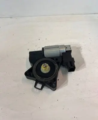Mazda 6 Rear door window regulator motor G22C5958X TD772X28 CM011060
