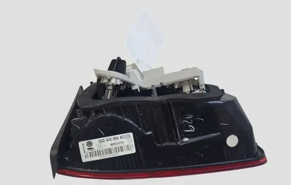 Volkswagen Golf VII Tailgate rear/tail lights 5G0945094AC 90052127A