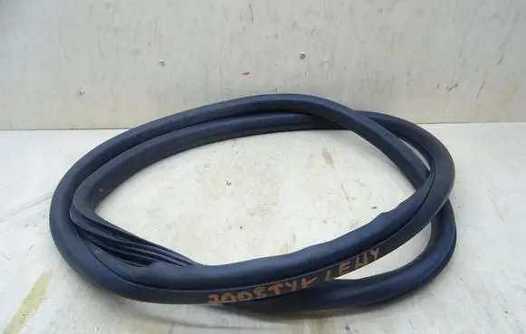 Peugeot 407 Rubber seal rear door 