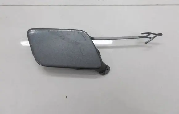 Audi A3 S3 8V Front tow hook cap/cover 8V3807241