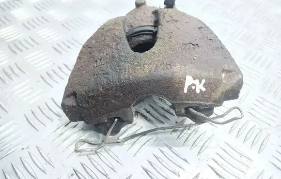 Opel Zafira A Front brake caliper