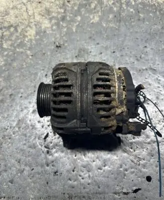 Audi A6 S6 C5 4B Generator/alternator 078903016AB 0124525008
