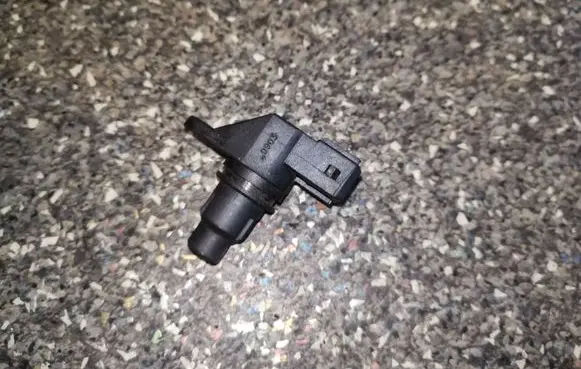 Volvo S40, V40 Crankshaft position sensor 8200038472