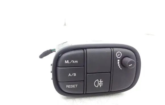 Jaguar S-Type Light switch 2R8311654