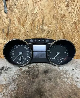 Mercedes-Benz R W251 Speedometer (instrument cluster) a2515401848