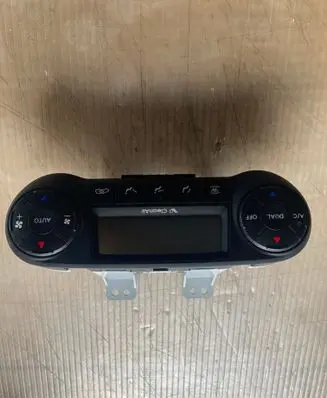 Hyundai ix35 Climate control unit 972502Y600 FBGC42 0171B