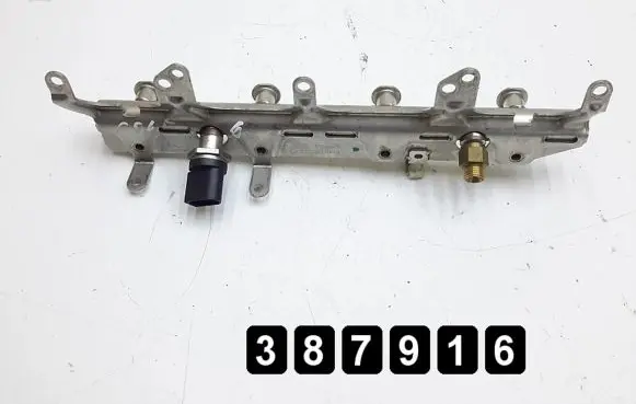 Volkswagen Golf VI Fuel main line pipe 06j133317g