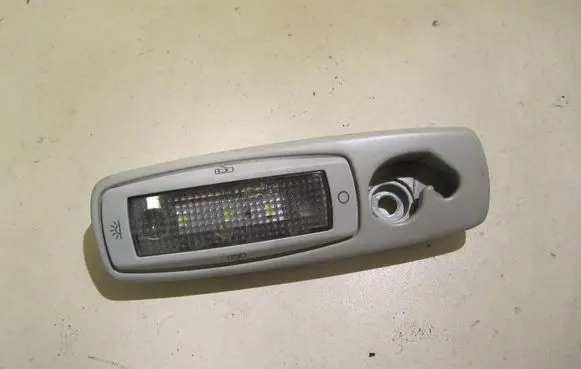 Volkswagen PASSAT B5 Rear seat light 3B0947291