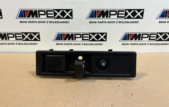 BMW 3 G20 G21 12 V Socket (front) 7947771