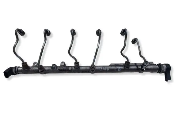 BMW X5 E70 Fuel main line pipe 0445216015