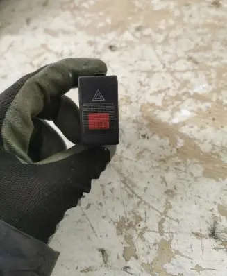 Audi A4 S4 B5 8D Hazard light switch 8D0941509C