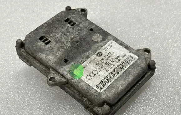 Audi A6 S6 C6 4F Headlight ballast module Xenon 5DF00870410 4F0941329 4F0941329A
