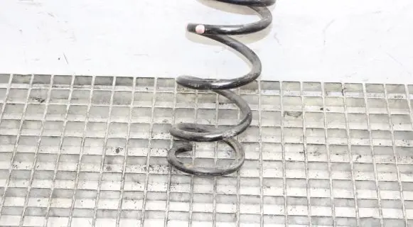 Nissan 370Z Rear coil spring