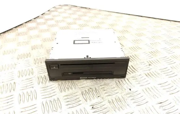 Skoda Octavia Mk3 (5E) Navigation unit CD/DVD player 5E0035842A 300016