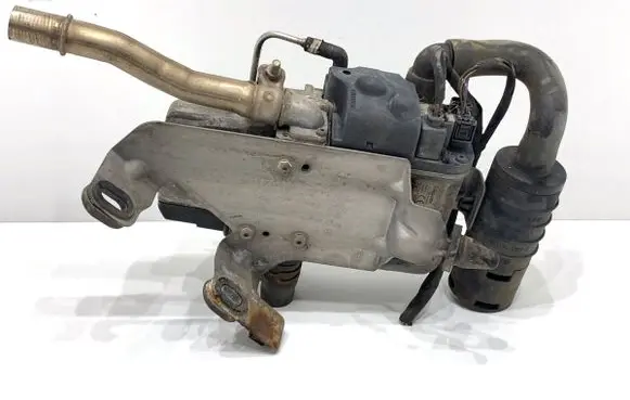 Mercedes-Benz GLE (W166 - C292) Webasto circulation pump for autonomous heater A1665001598