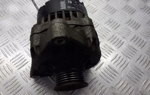 Audi A4 S4 B5 8D Generator/alternator 058903016