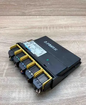 Ford Mondeo Mk III Comfort/convenience module 1S7T15K600KB 5WK48743B