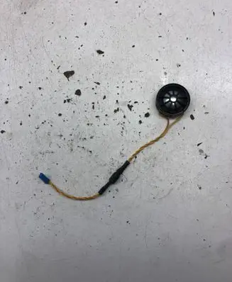 Front door high frequency speaker