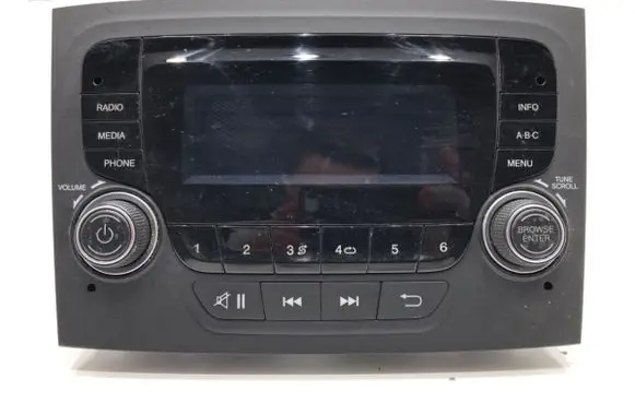 Radio/CD/DVD/GPS head unit