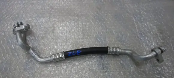 Renault Zoe Air conditioning (A/C) pipe/hose 924467761R