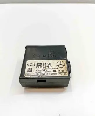Mercedes-Benz SL R230 Alarm control unit/module 2118209126 A2118209126
