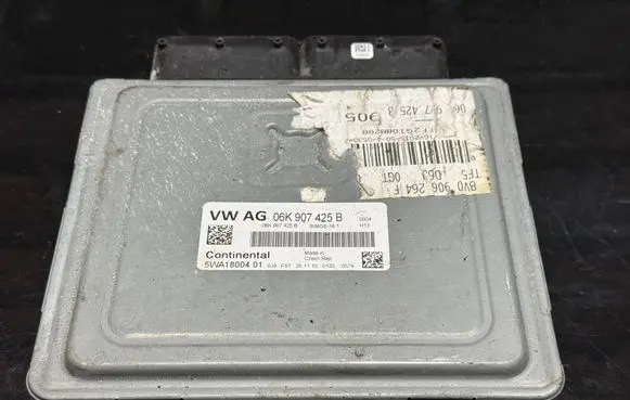 Audi A3 S3 8V Engine control unit/module 06K907425B 5WA1800401