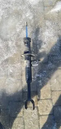 BMW 5 F10 F11 Front shock absorber/damper 6789403