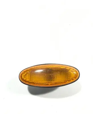 Mazda Tribute Front fender indicator light 0464859 0464120