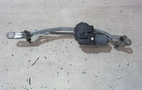 BMW 6 F06 Gran coupe Front wiper linkage and motor 7306272