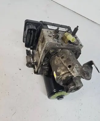 Toyota Prius (NHW20) ABS Pump 4451047050 0E102361