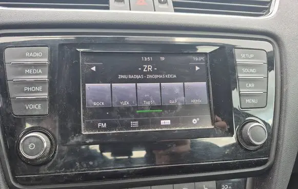 Skoda Octavia Mk3 (5E) Radio/CD/DVD/GPS head unit 5E0919605B AAH50000