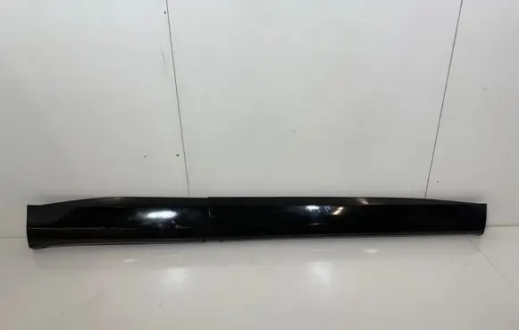Renault Austral Front door trim (molding) 808203097R 808205793R 828206725R