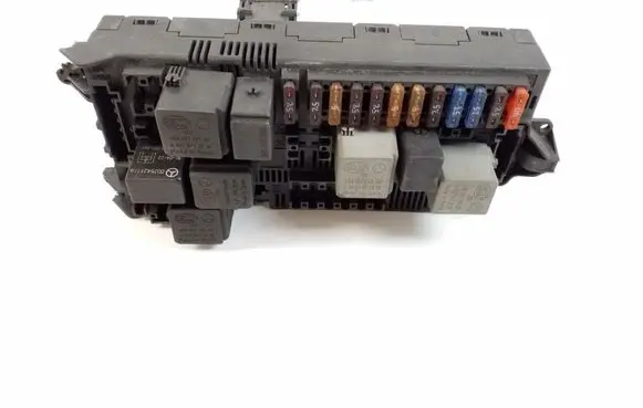 Mercedes-Benz E W211 SAM control unit A0025458701