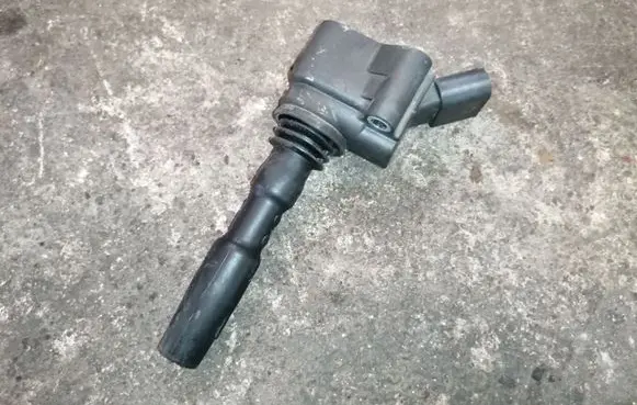 Volkswagen Up High voltage ignition coil 04E905110E