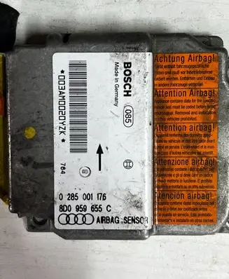 Audi A4 S4 B5 8D Airbag control unit/module 0285001176 8D0959655C