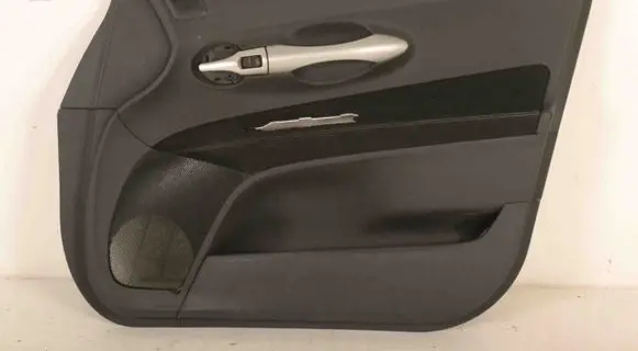 Toyota Auris 150 Front door card panel trim 6762802070