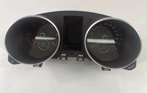 Volkswagen Golf VI Speedometer (instrument cluster) 5K0920872A