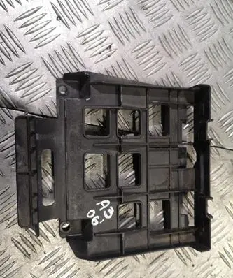 Audi A3 S3 8P Other engine bay part 8P0906131