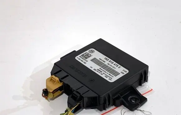 Seat Leon (1P) Parking PDC control unit/module 1K0919475E