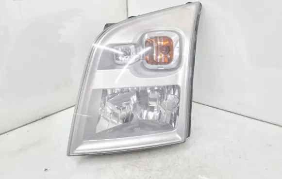 Ford Transit Headlight/headlamp 6C1113W030DF