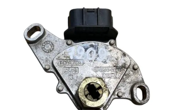 Toyota RAV 4 (XA30) Gear selector 8454006010
